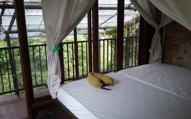 NILA HOUSE, Sharia Family Home Stay