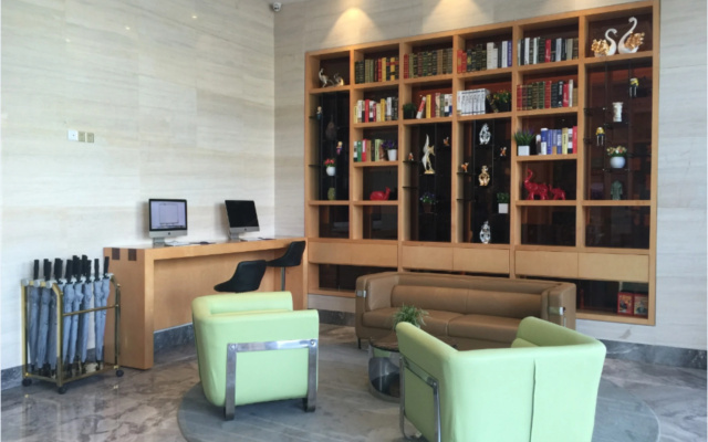 Lavande Hotel Shenzhen North Station Qinghu Subway Station Branch