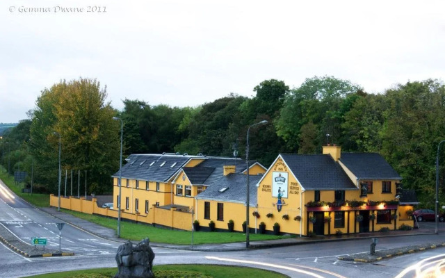 The Roundabout Inn