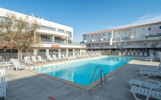 Apartment in Le Grau-du-roi for Family