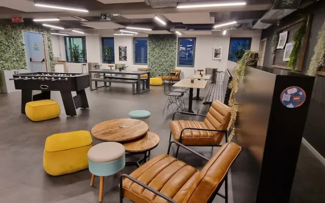 Auberge Jeunesse Charleroi Youth Hostel