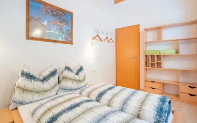 Group Apartment in Reitleben Directly on the Lake