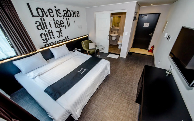 Publico Hotel