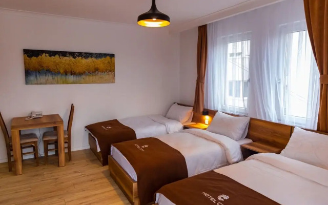 Hotel City