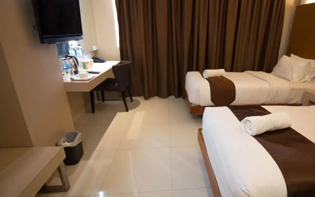 Sky Inn Express Hotel