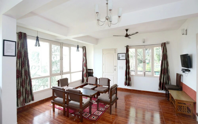 OYO 13404 Home Studios Mahal Farms Kasauli