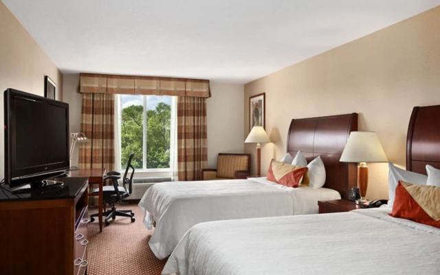 Hilton Garden Inn Chicago / Oak Brook