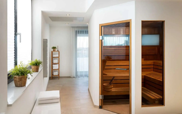 elaya hotel kleve, Trademark Collection by Wyndham