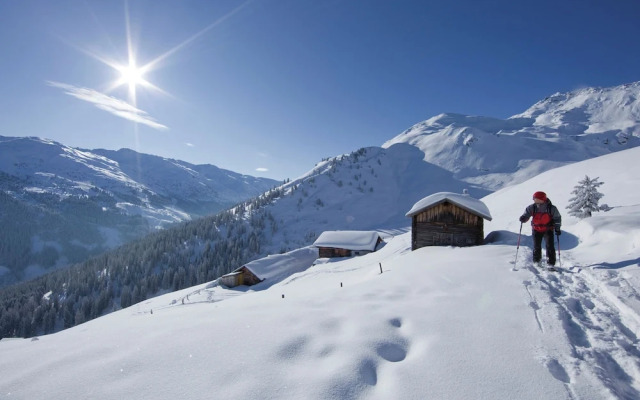 Luxurious Apartment in Hart im Zillertal With Mountain View