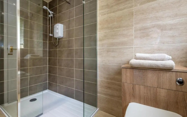 5 Glyn y Marian