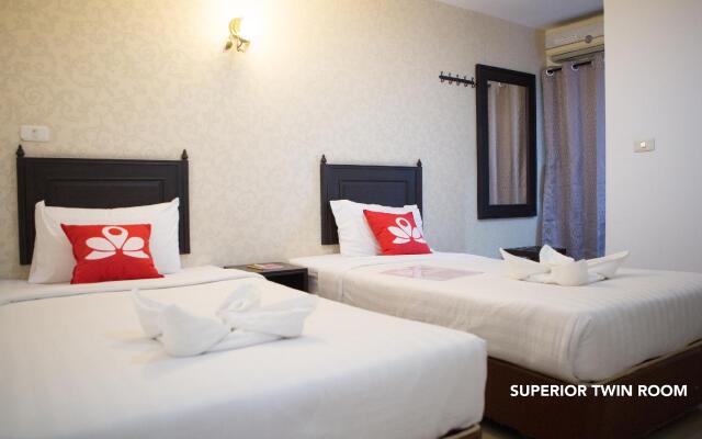 Отель ZEN Rooms Basic Phra Athit Таиланд, Бангкок - отзывы, цены и фото номеров - забронировать отель ZEN Rooms Basic Phra Athit онлайн вид на фасад