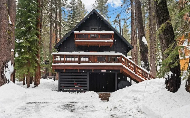 Cozy Winter Chalet With Game Room Fireplace