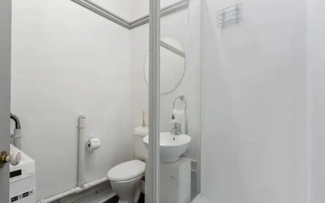 Lovely 1-Bedroom Unit in CBD by Zodiak Stays