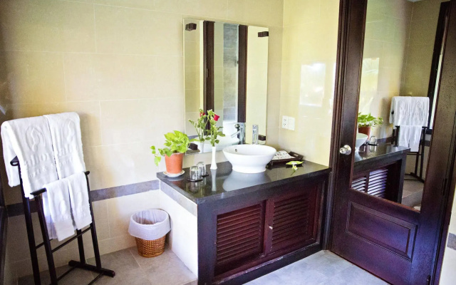 Seahorse Resort & Spa