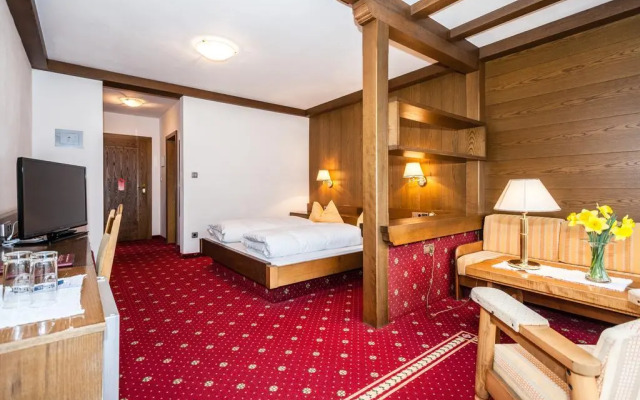Hotel Am Wolfgrubenersee