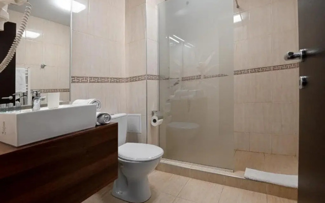 Casa Helios Camere De Inchiriat Cm