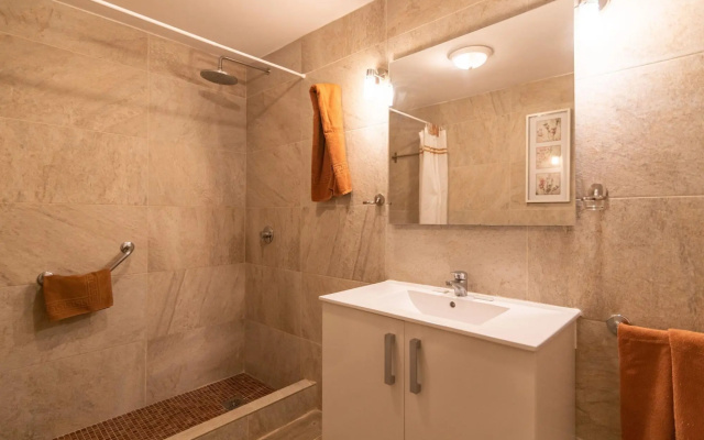 Modern apartment in Santa Cruz de Tenerife with sauna