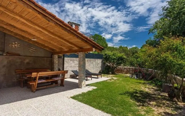 Holiday Home in Polje Near Beach