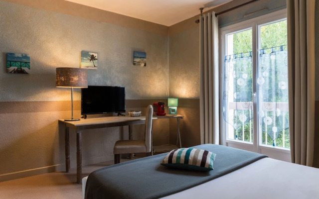 The Originals Access, Hostellerie des Pins