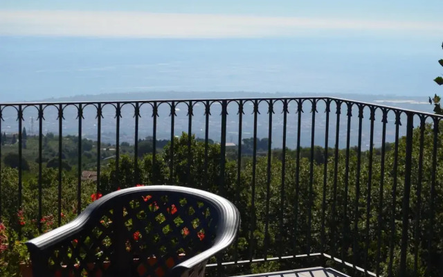 Linfinito Guest House