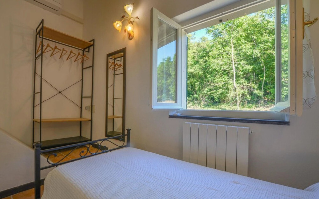 Amazing Home in Framura With Jacuzzi, Wifi and 2 Bedrooms