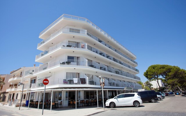 Hotel Pinomar вид на фасад
