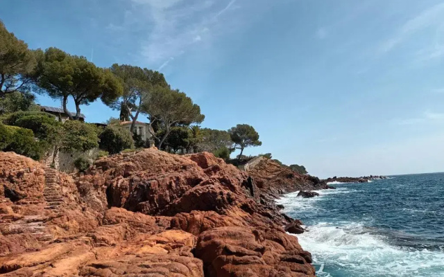 Jolie Villa Lalou Cote D'azur Trois Chambres
