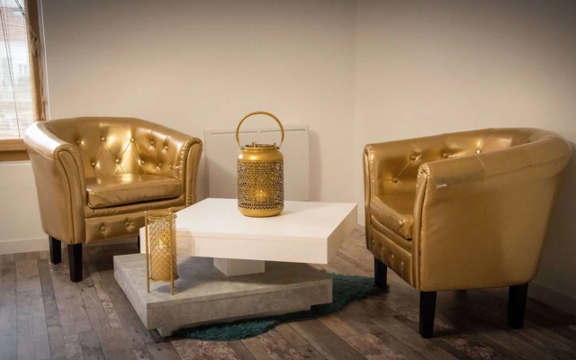 Aux 3 Nuances Suites Privatives & Spa