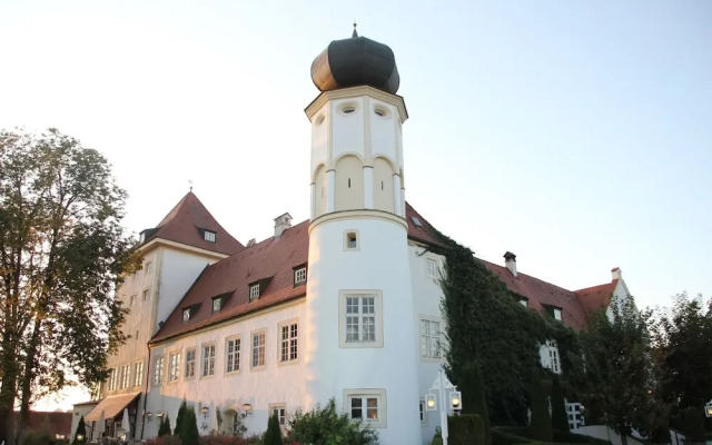 Schlosshotel Neufahrn