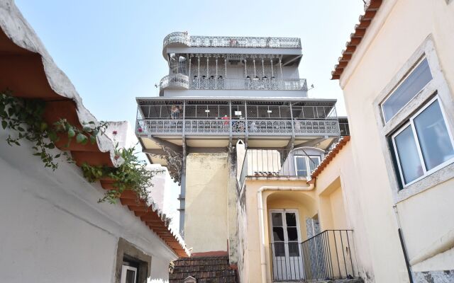 Отель The Lift Boutique Hotel Португалия, Лиссабон - отзывы, цены и фото номеров - забронировать отель The Lift Boutique Hotel онлайн вид на фасад