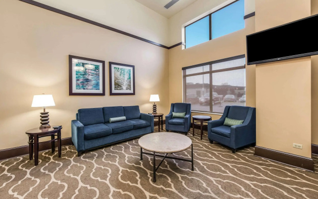 Comfort Suites Chicago O'Hare Airport