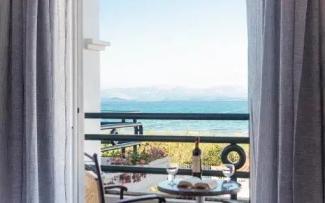Ammos Apartments