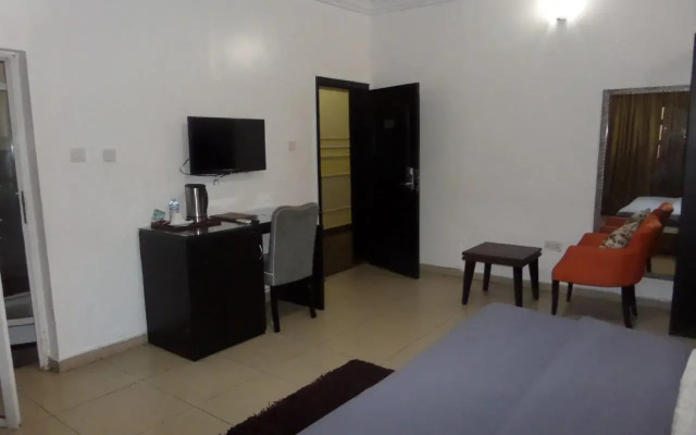 The Real Legacy Hotel