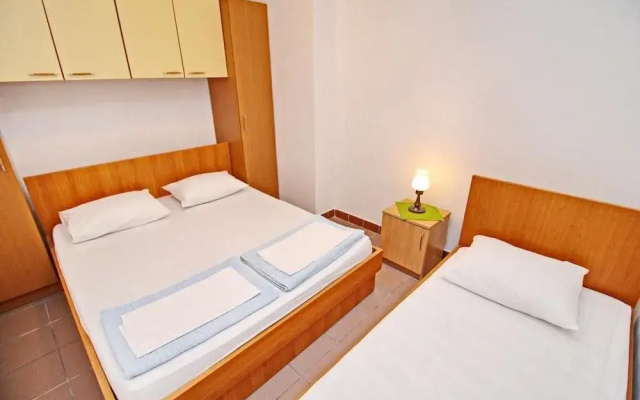 Apartments Neven