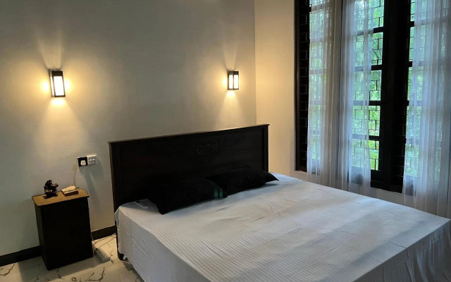 Pabasara Holiday Inn