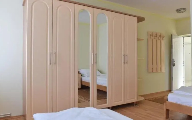 Hostel Mir