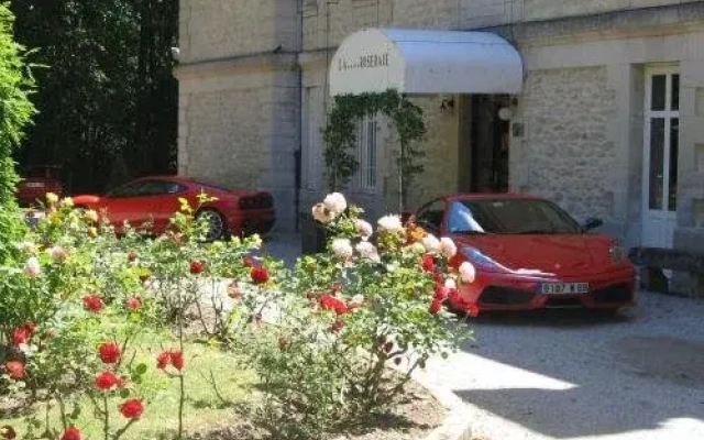 hotelImage
