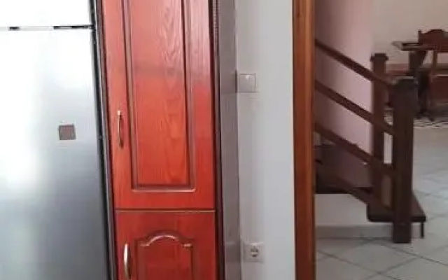 3 bedrooms house