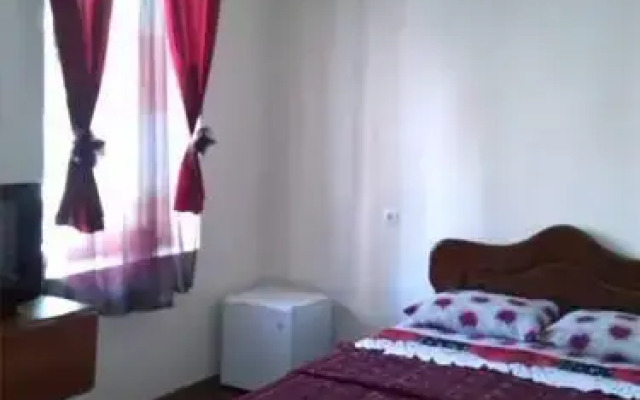 Nadikvari