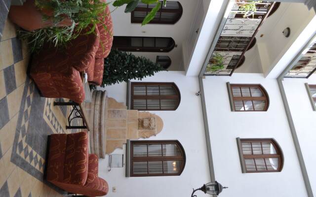 Отель Hostal Patrimonio - Sucre вид на фасад