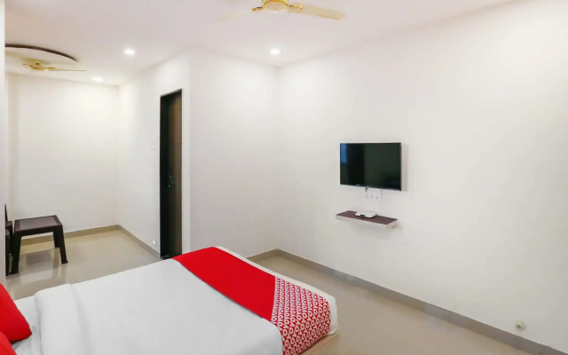 OYO Flagship 15826 Pingara Executive
