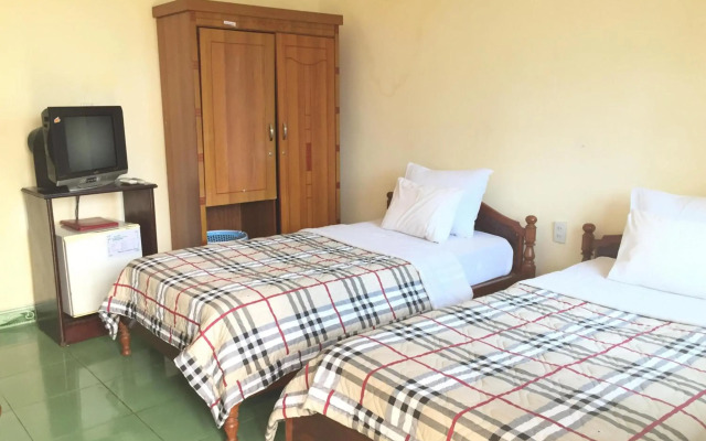 Hung Vuong Hotel
