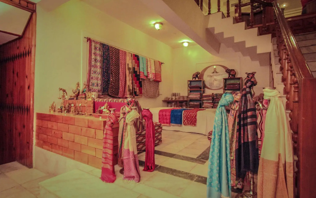 Golden Tulip Manali Hotel