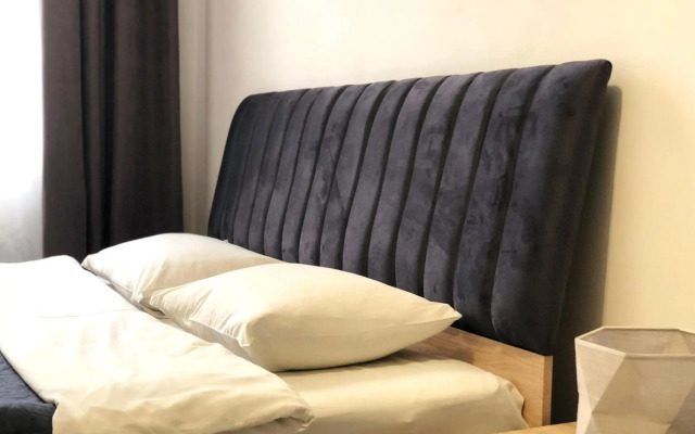 ROMANTIC Apartments-near Opera House 5/8