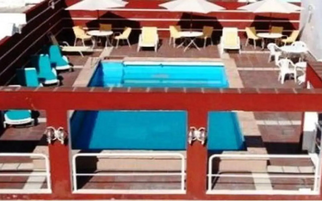 Hotel Dora