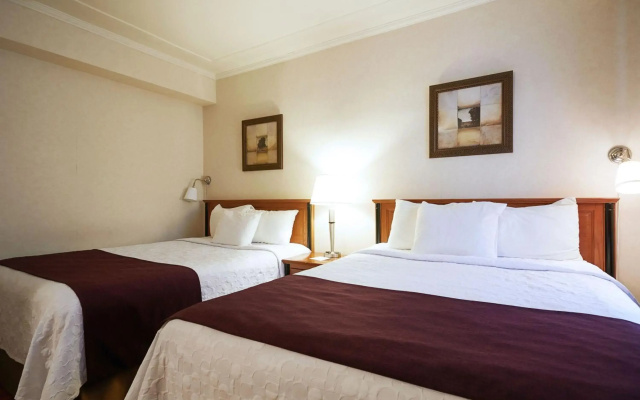 Hotel St-Denis