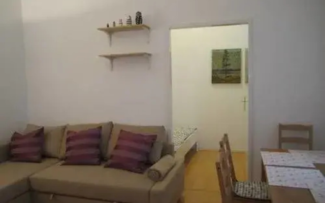 Mariahilfer Apartments