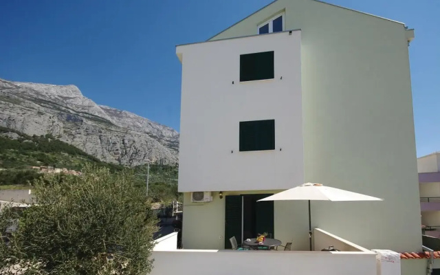 Beautiful Home in Makarska With Wifi and 1 Bedrooms