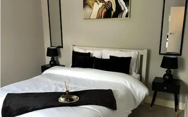 City Chic Retreat In Birmingham