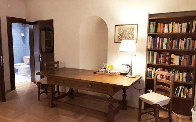 Verona Centre Rooms Verona Walls